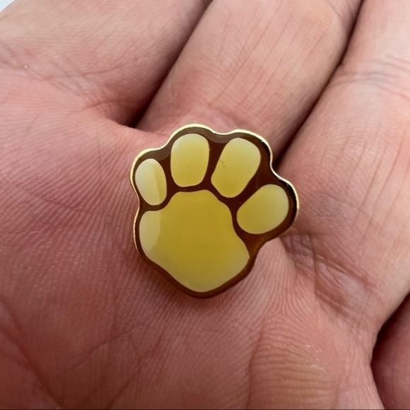 Lot of 3 Enamel Dog Paw Pins .5β Gold Color Lapel Hat Puppy Dog Lover NEW πΆ - Picture 4 of 4